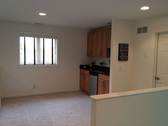 4th image of 1628 Treetop Pl