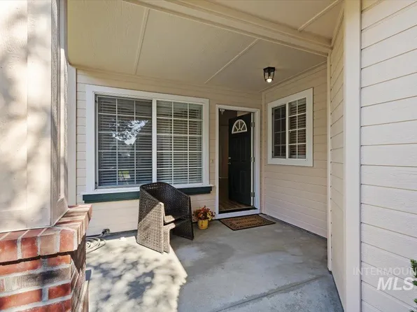 3308 W Moon Lake Ln, Meridian, ID 83646
