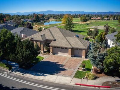 384 Robert Trent Jones Blvd, Eagle Point, OR, 97524