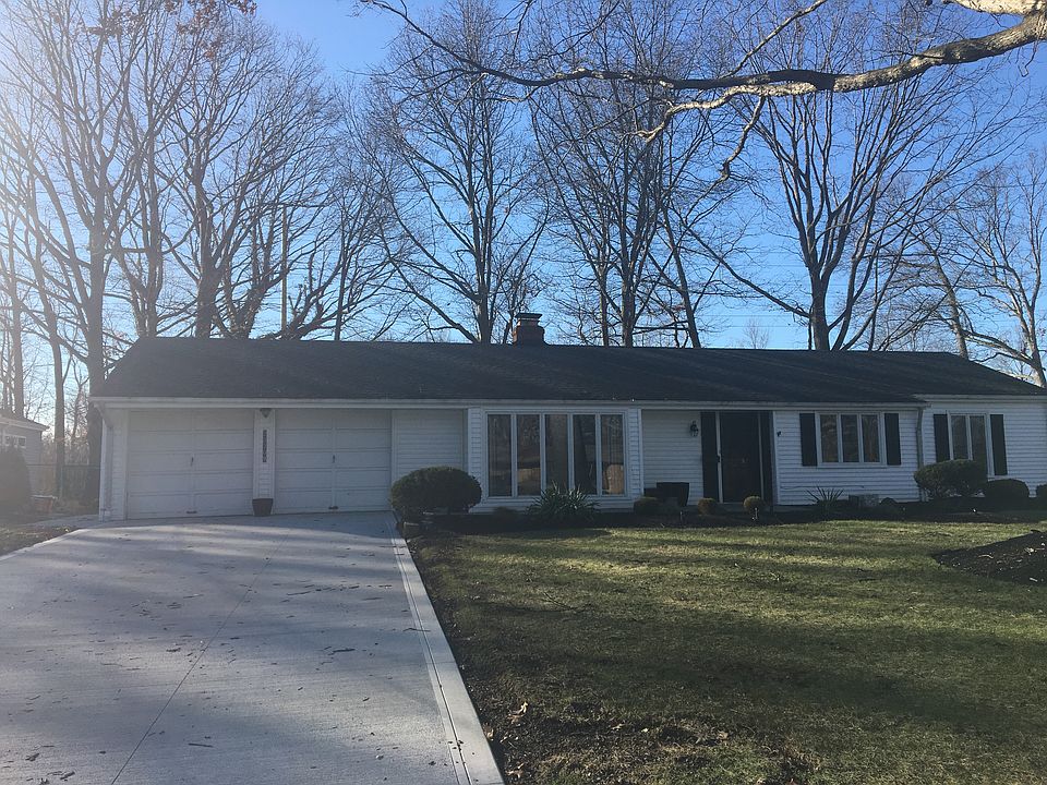 1st image of 23309 Lincolnshire Dr