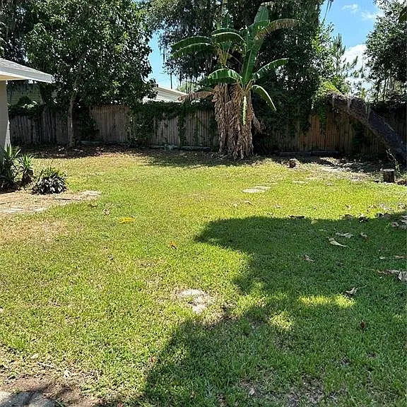 232 Beverly Blvd — Photo 14