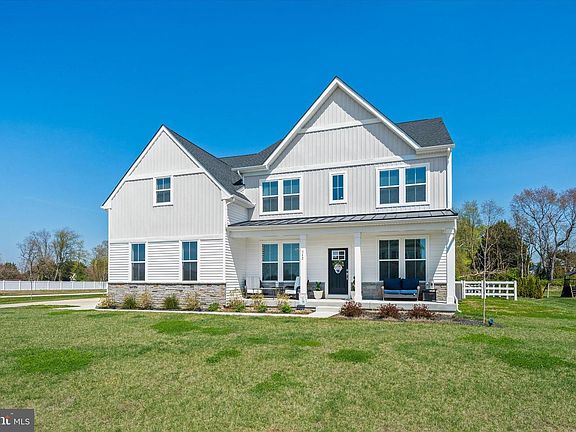2nd image of 542 Ironleaf Dr