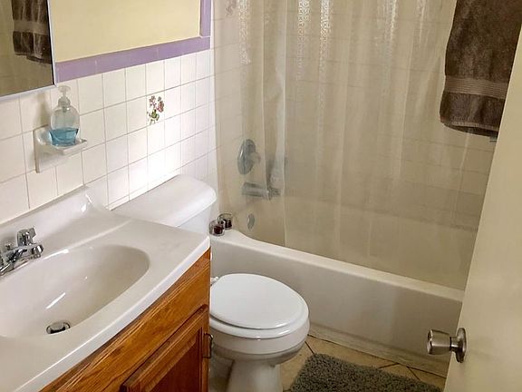 3rd image of 1388 S 2nd St APT 2