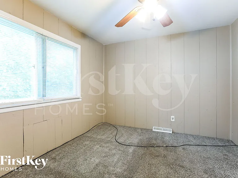 3008 S Scott Ave — Photo 9