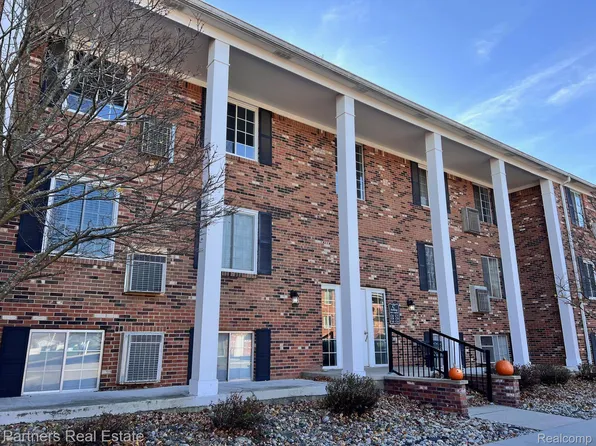 505 W Highland Rd APT C10, Howell, MI 48843