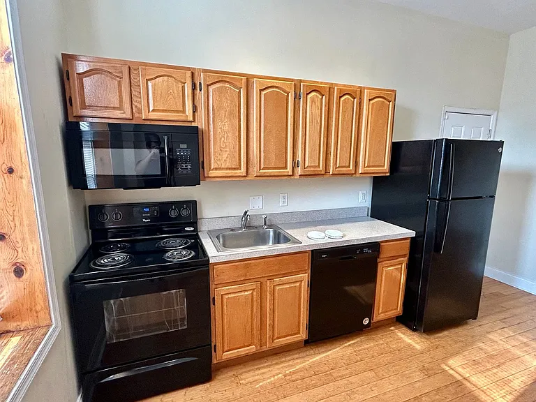 Apartments in Reservoir Hill, Baltimore, MD! — Photo 40