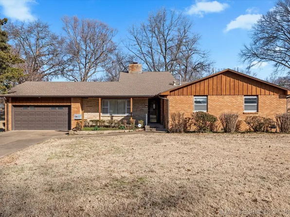 2312 Hill Dr, Bartlesville, OK 74006