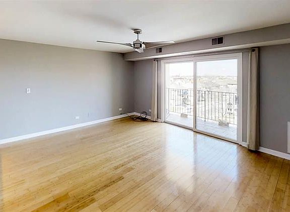 5th image of 6460 W Belle Plaine Ave APT 509
