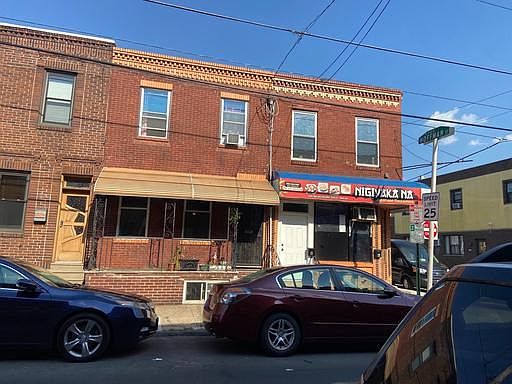 1st image of 1911 S 10th St