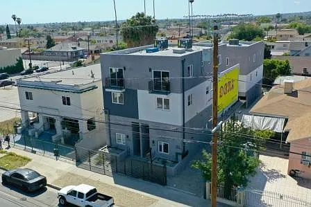 5257 Figueroa St — Photo 25