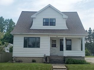 1107 Millersville Ave, Howards Grove, WI 53083