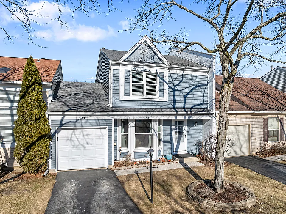 222 W Fairfield Ct