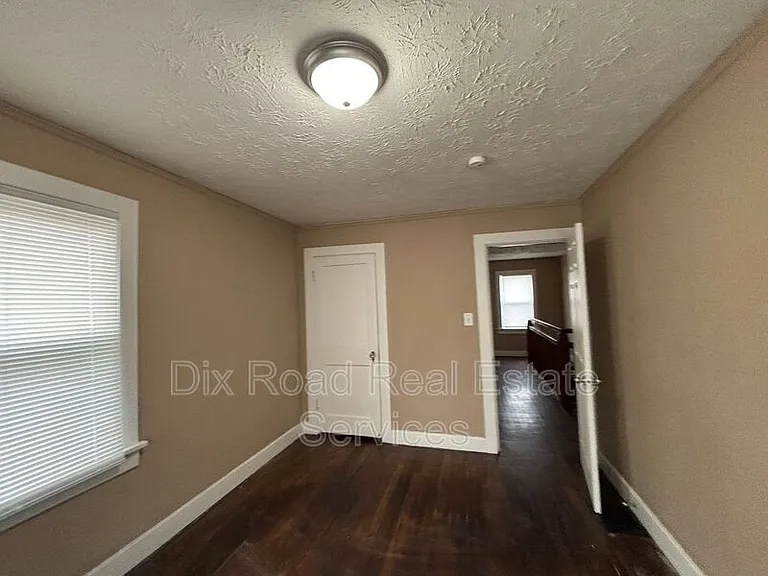 426 Otterbein Ave — Photo 24