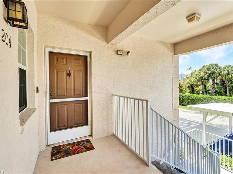 326 Bradstrom Cir #204F — Photo 4
