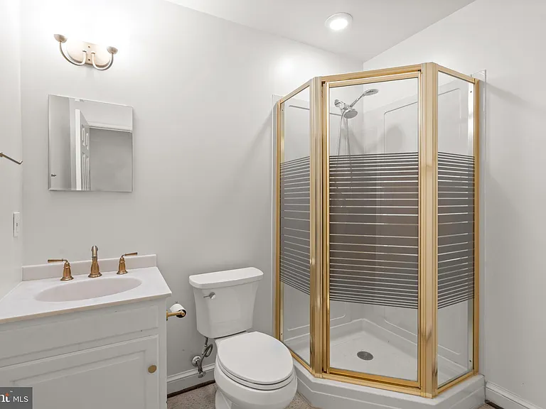 4422 Westover Pl NW — Photo 34