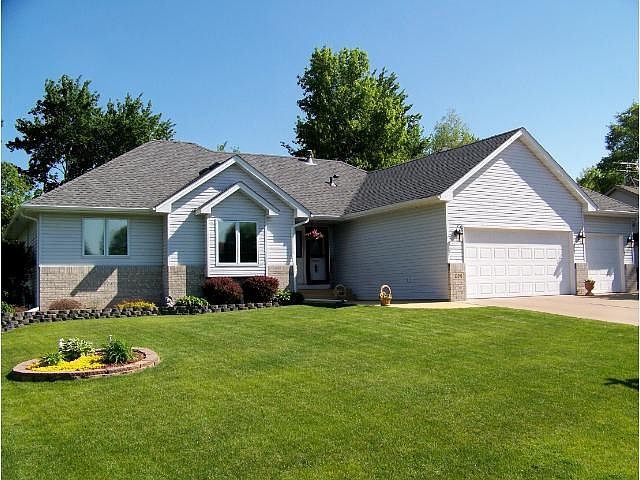 1st image of 23098 Havelka Ct N