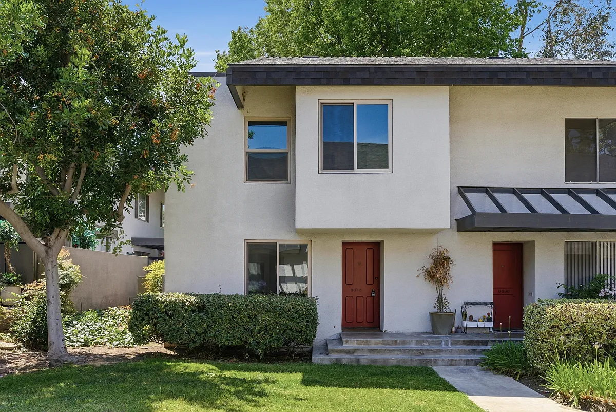 Building Photo - 6872 Lampson Ave