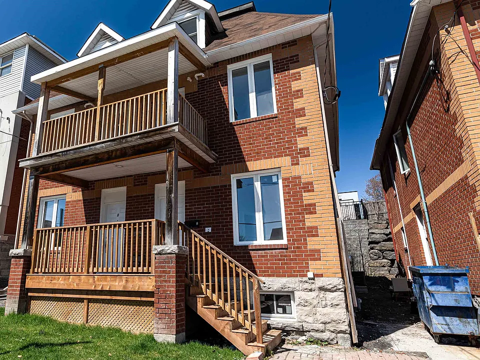 261 Somerset St E #3