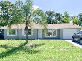 643 NW Grenada St, Port Saint Lucie, FL 34983