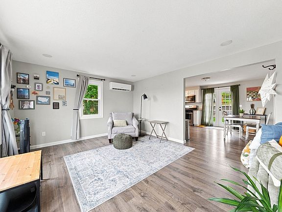 3rd image of 44 Danis St #C