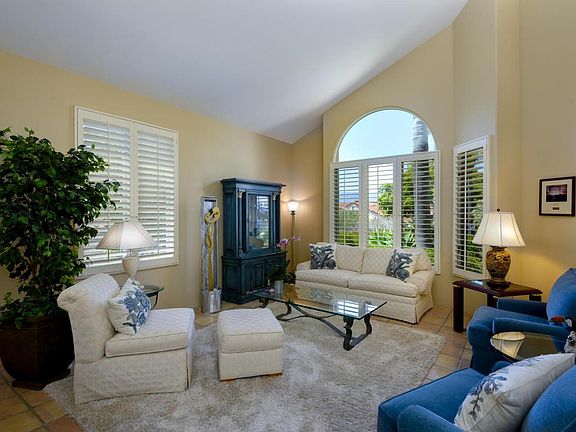 5th image of 985 Vista De La Mesa Dr