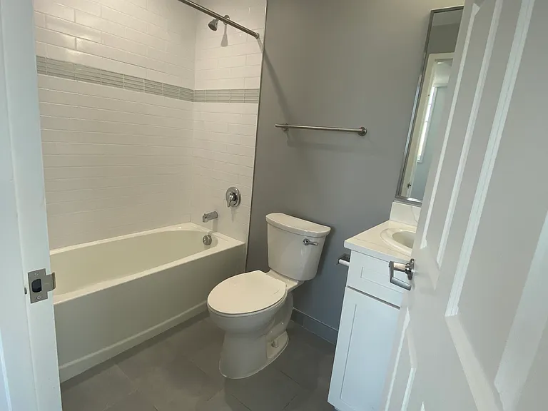 3100 Bergenline Ave #402 — Photo 12