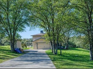 47300 Miwoc Ave, Coarsegold, CA 93614