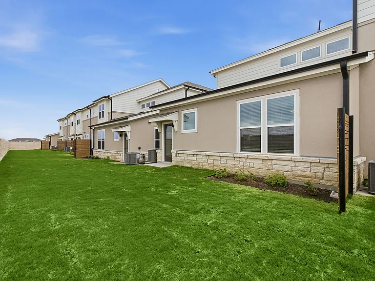 HARMON Melissa by Crescent Communities — Photo 26