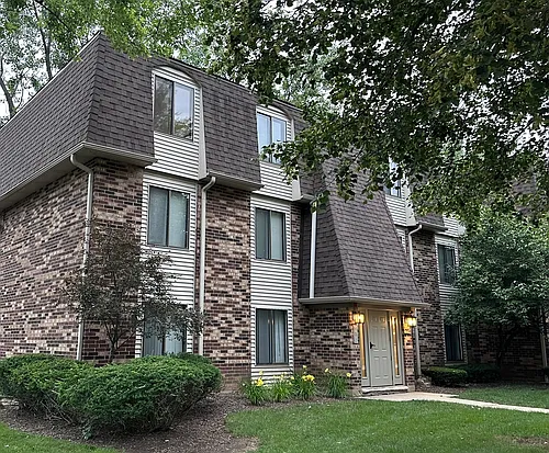 234 W Court Of Shorewood #3B Photo 1