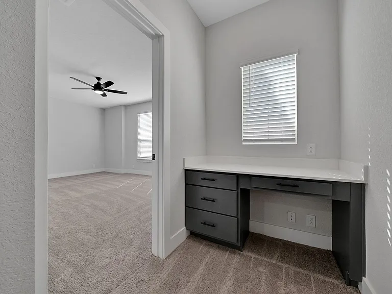 13615 Giovannis Gdn — Photo 17