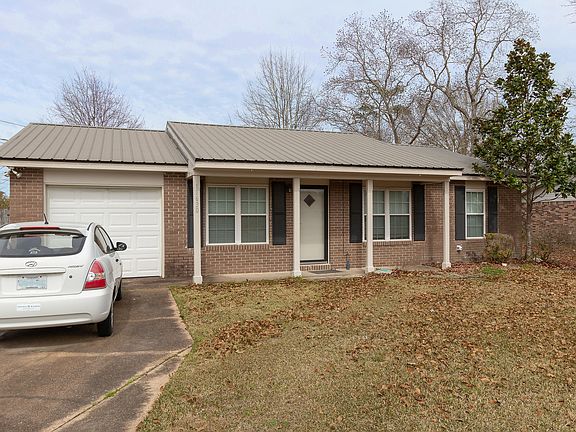2nd image of 11630 Pine Dr