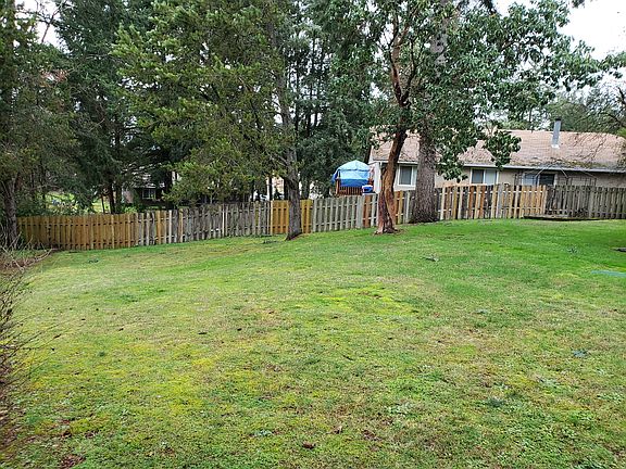 4th image of 8008 N Bicentennial Loop SE APT B