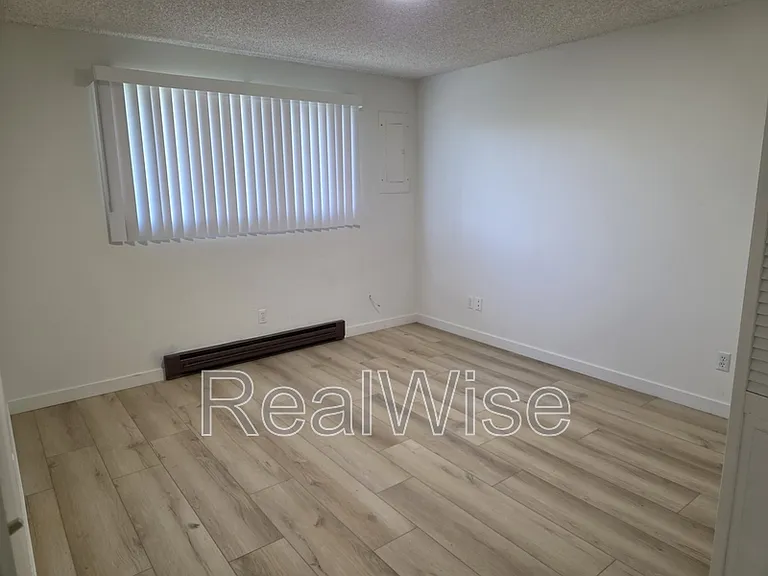1101 NE Minnehaha St #G — Photo 7