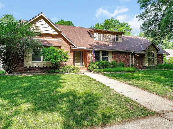 211 N Armour Ave, Wichita, KS 67206