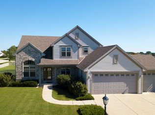 809 Mansfield Dr, Eagle, WI 53119