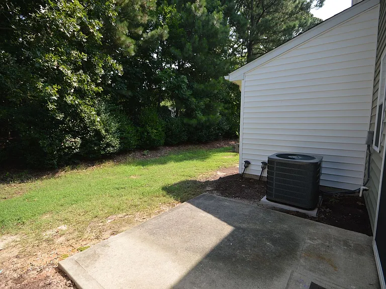3617 Bison Hill Ln — Photo 23