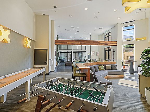 4th image of 620 Veterans Blvd Unit 525