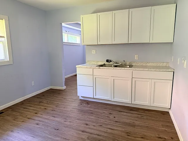 874 S Lafayette Ave — Photo 6