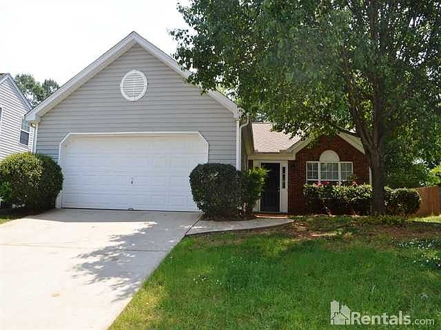 1st image of 4 Brockmore Dr