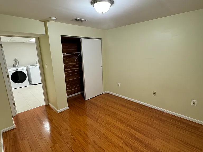 9591 Bronte Dr — Photo 59