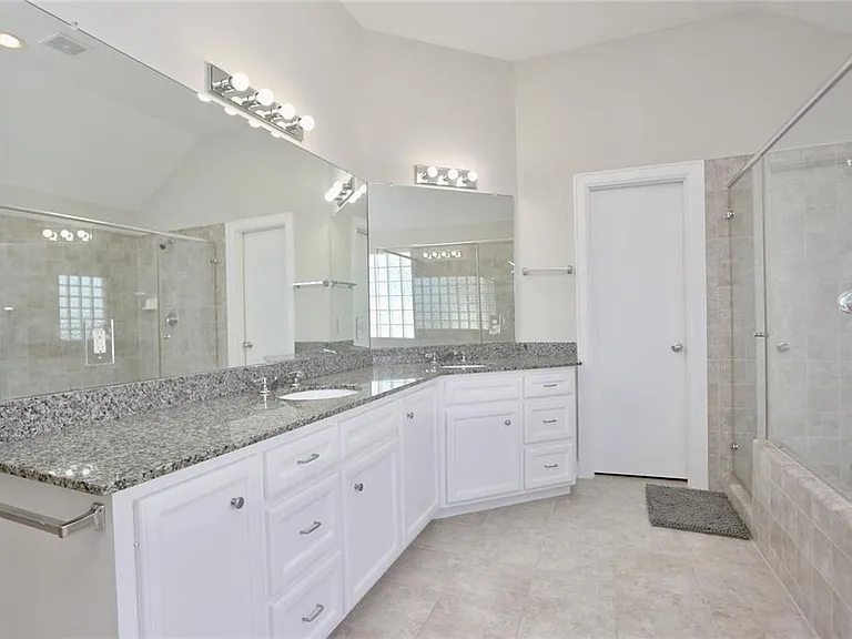 3614 Main Plaza Dr — Photo 11