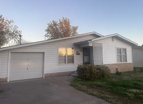 1941 N Mockingbird Ln Photo 1