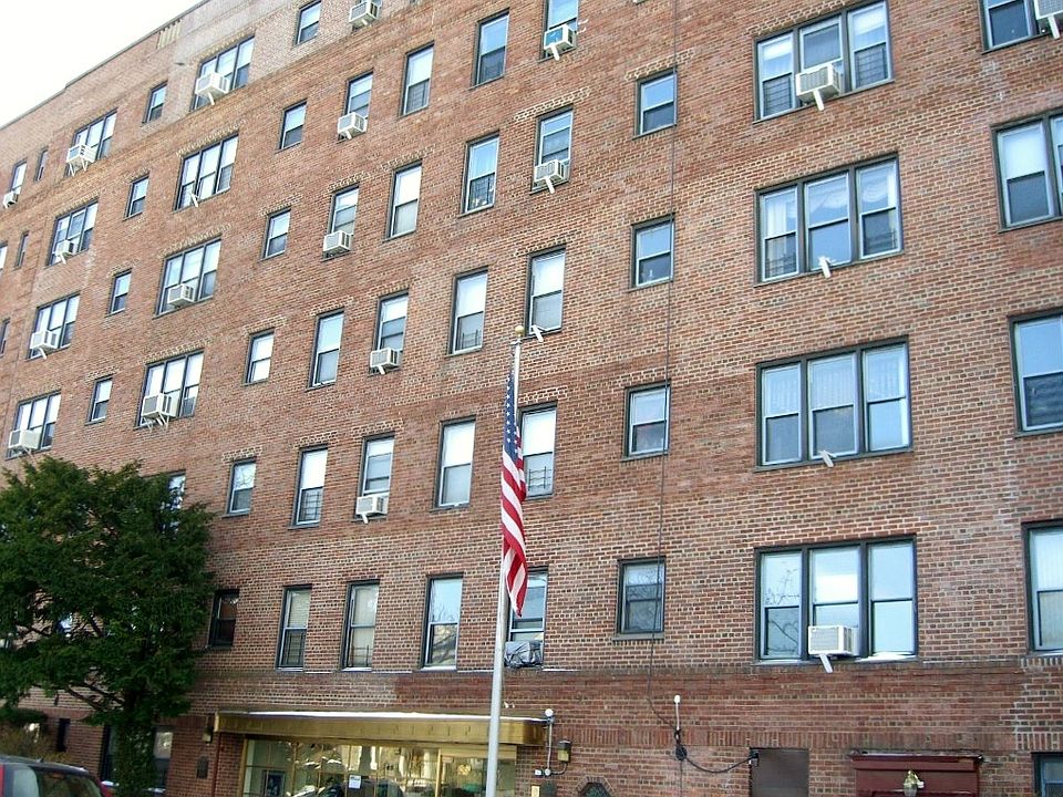 1st image of 14350 Hoover Ave
