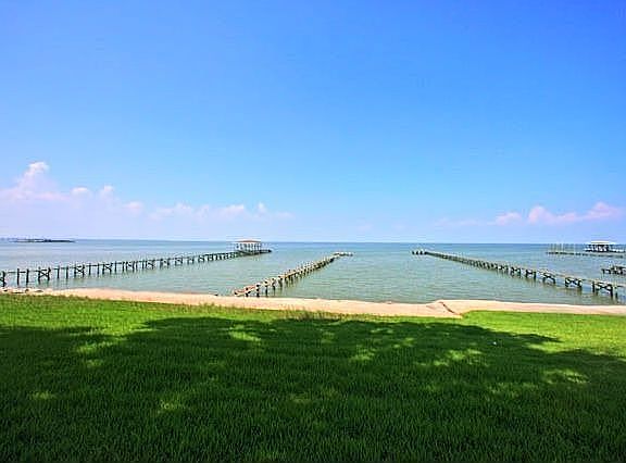 4th image of 2611 Bayshore Dr