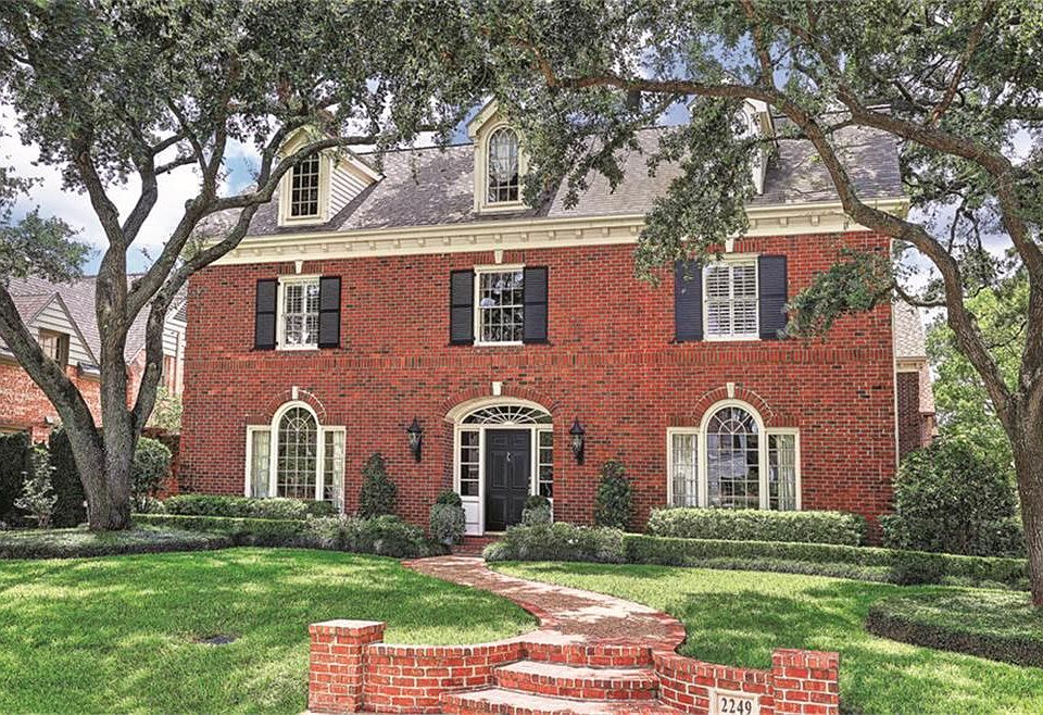 1st image of 2249 Pelham Dr
