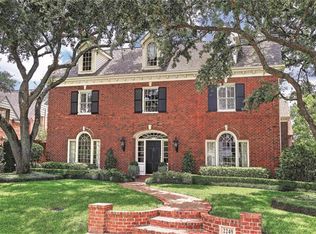 2249 Pelham Dr, Houston, TX 77019