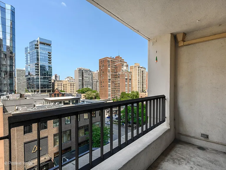 1030 N State St #1D — Photo 6
