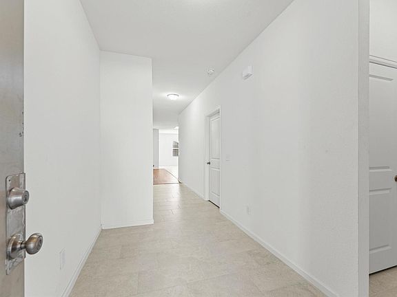 4th image of 10132 Pappas Dr