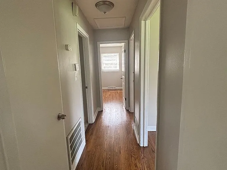 800 Yuma St — Photo 8