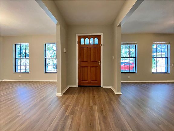 3rd image of 18309 Cypress Stand Cir